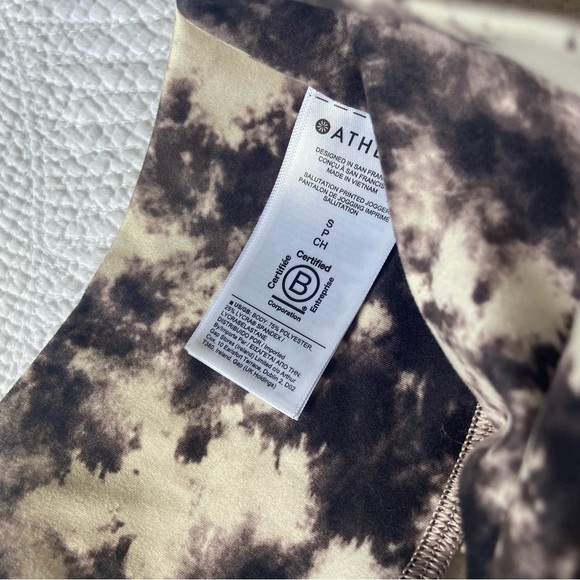 Athleta salutation jogger • small • brown/black tie dye print - Picture 4 of 5